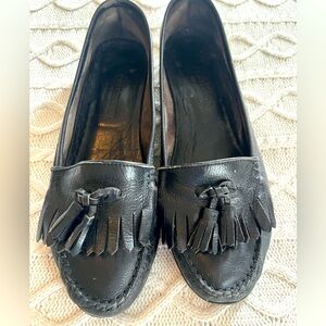 Cole Haan Vintage Black Leather Tassel Loafers Women’s Size 8.5